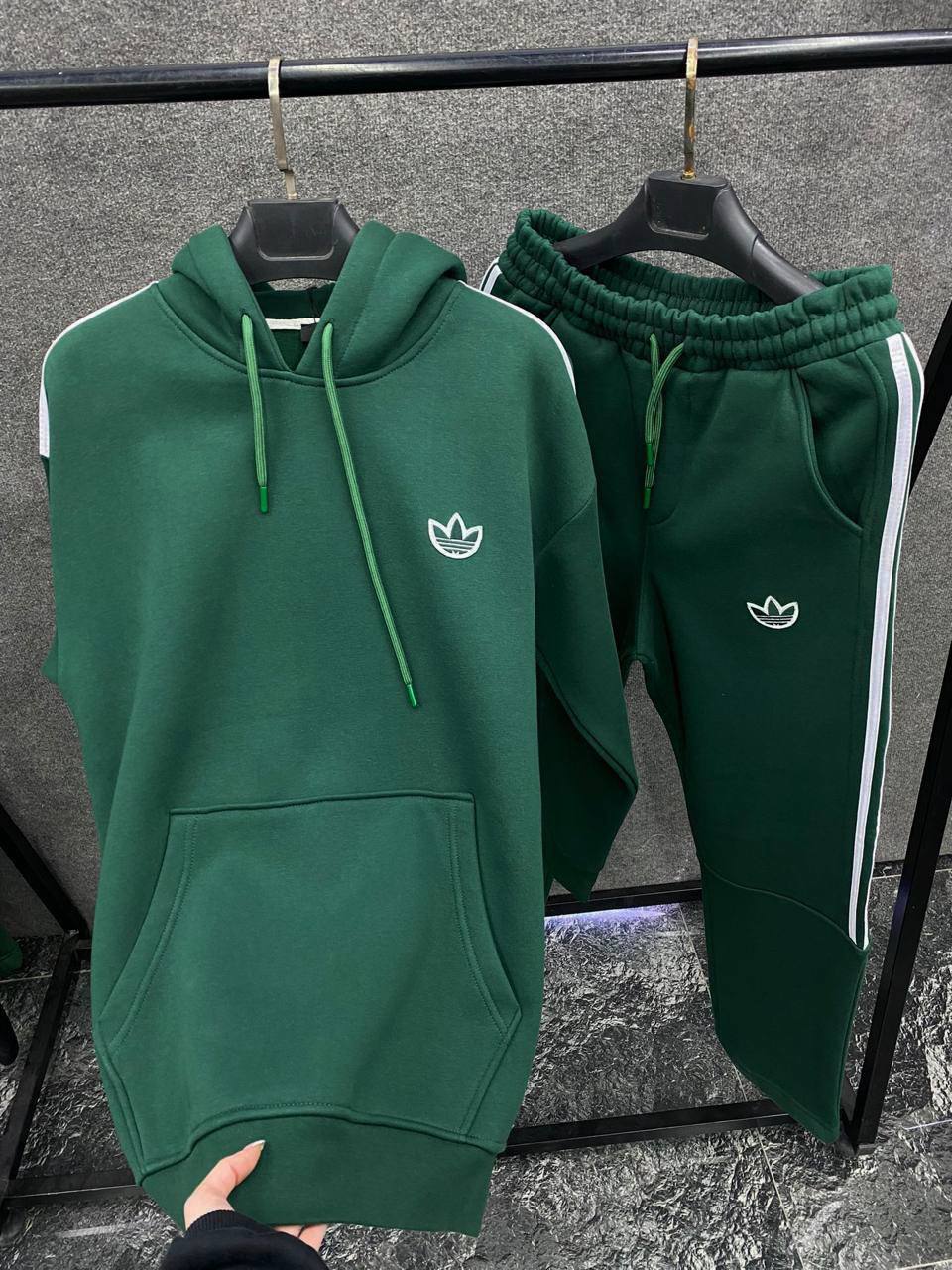 Trening Adidas Barbati Gros/Vatuit logo brodat