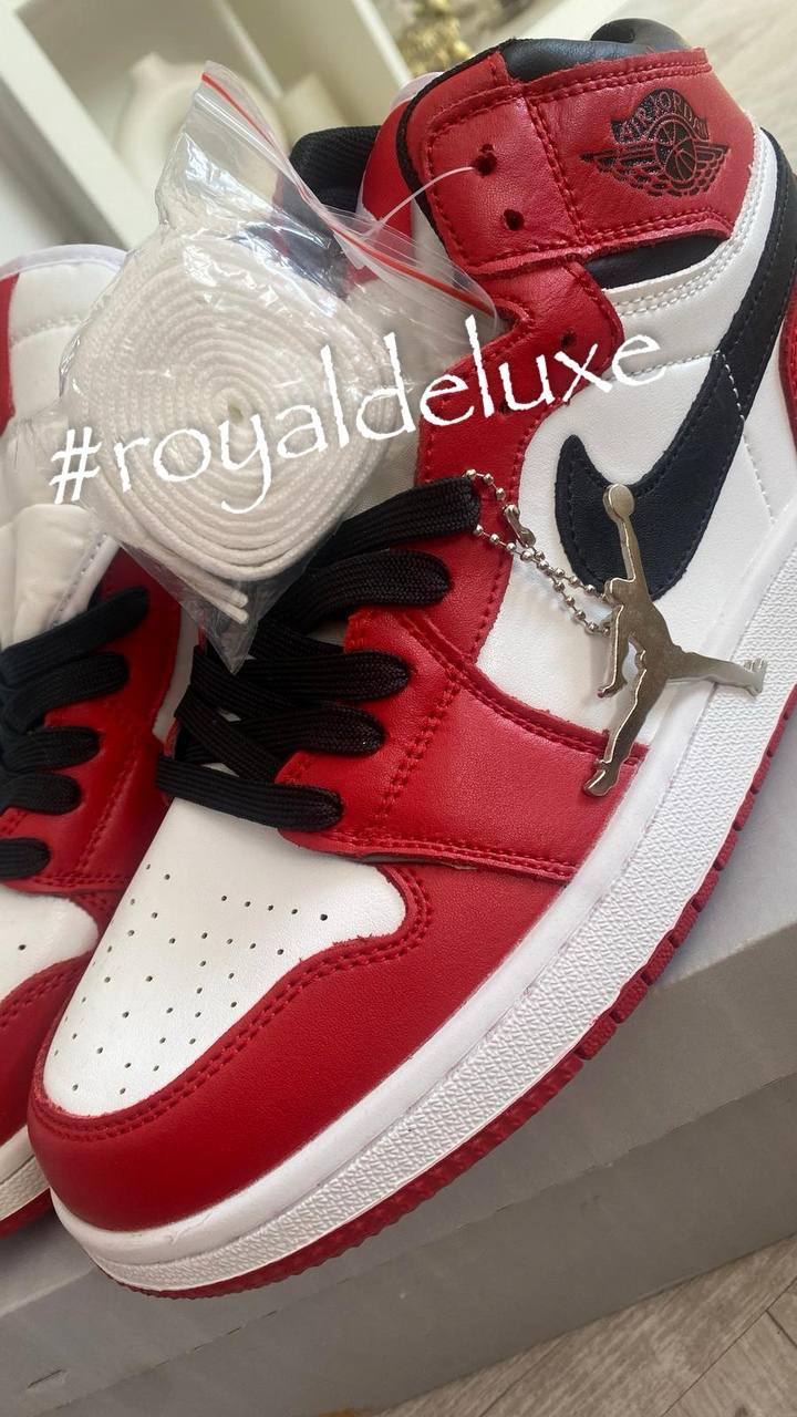 Adidas barbati Nike